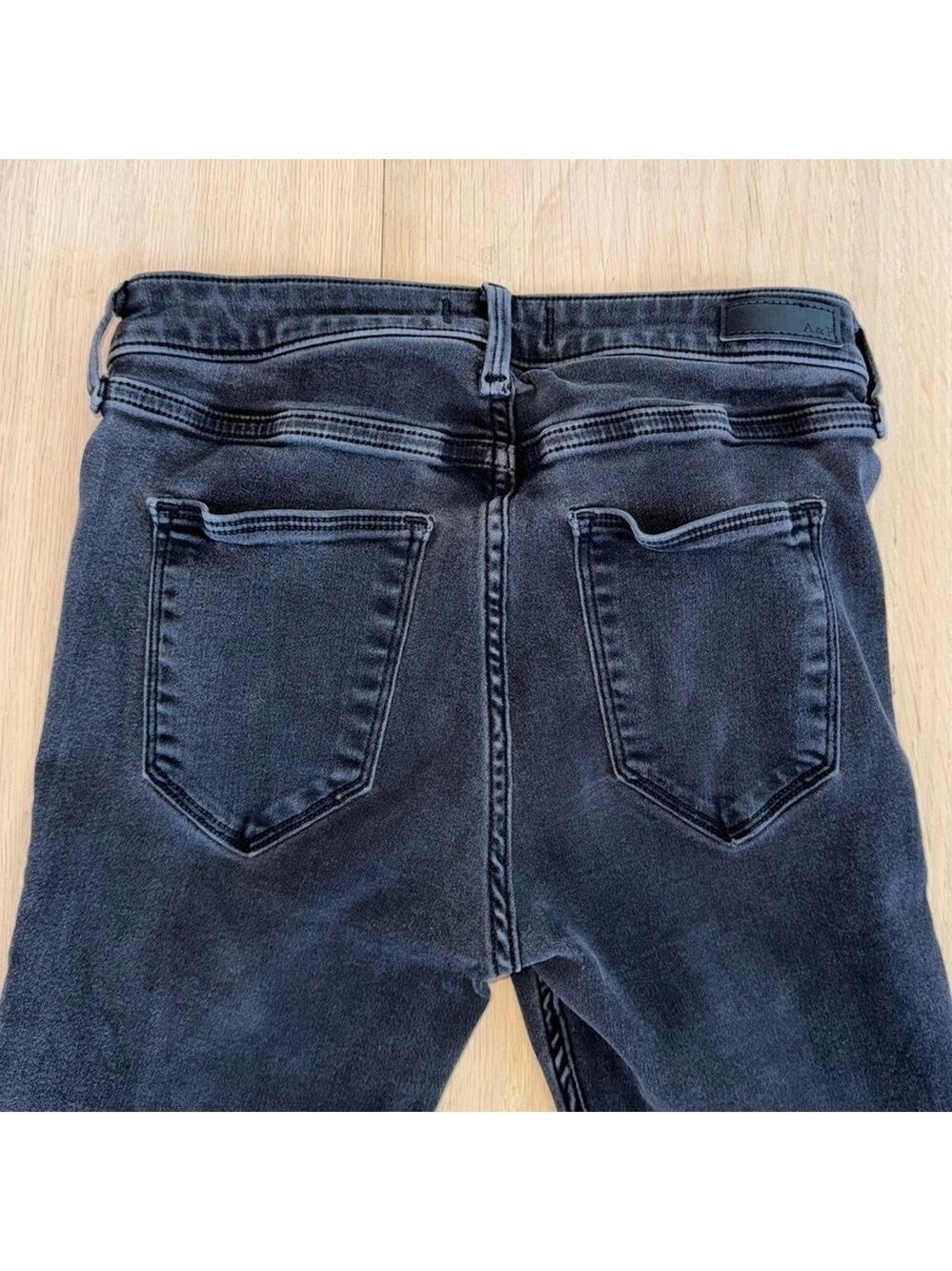 Abercrombie & Fitch Black Harper Low Rise Jean Legging Size 27 - Picture 4 of 5